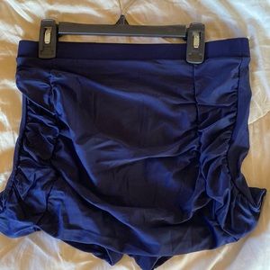 Ruched Swim Shorts. Never been worn. Size M. Blue.
